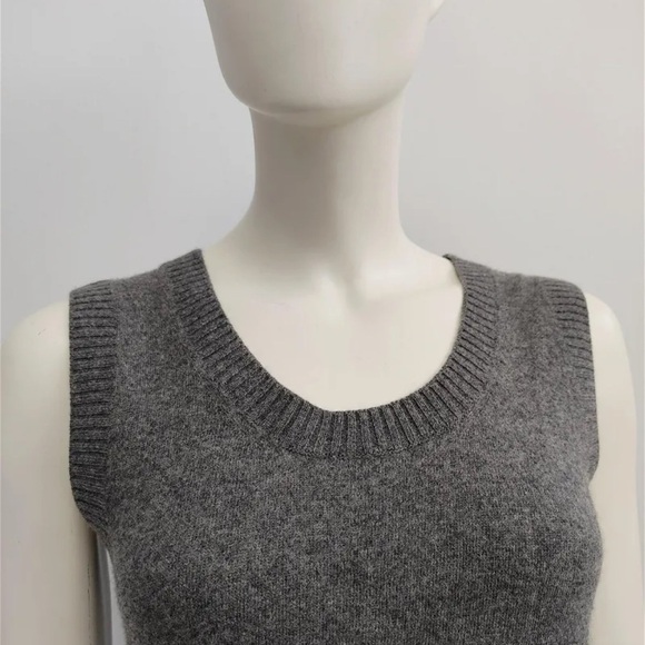 MART Jane 100% Wool Dress - Picture 2 of 7